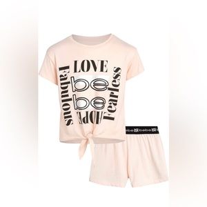 bebe Girls' 2 Piece Short Sleeve Performance T-Shirt and Shorts Size: 4T